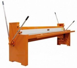 ghilotină manuală pentru tăierea tablei cu mâinile lor (tăiere) Ghilotina manuala pentru taiere foi de metal cu mâinile lor