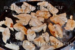 Salata de susan, carne de pui si ciuperci (reteta) Salata de pui cu susan si ciuperci
