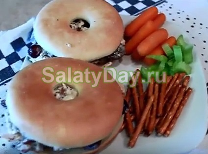 Waldorf salata - delicatesă rafinat pentru reteta gourmet cu fotografii și video (rafinat) Waldorf salata - delicatesă rafinat pentru reteta gourmet cu fotografii și video