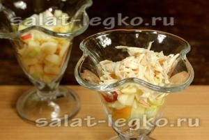 Salata „Waldorf“ cu reteta de pui (pui) Salata „Waldorf“, cu reteta de pui