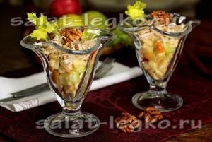 Salata „Waldorf“ cu reteta de pui (salata) Salata „Waldorf“, cu reteta de pui
