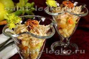 Salata „Waldorf“ cu reteta de pui (reteta) Salata „Waldorf“, cu reteta de pui