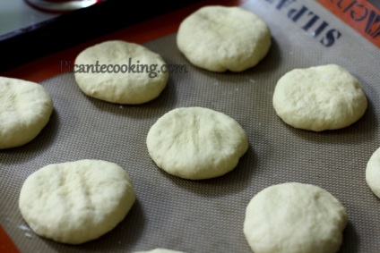 Cele mai delicioase chifle pentru hamburgeri, picantecooking (speciale) Cele mai delicioase chifle pentru hamburgeri, picantecooking