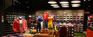 Rețeaua de magazine Nike (Nike) lanț de marcă de magazine Nike