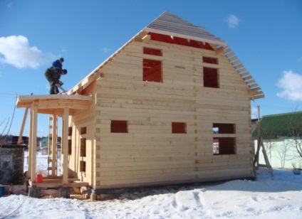 Construirea unei case în timpul iernii (la domiciliu) Construirea unei case în timpul iernii