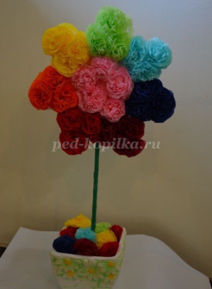 Topiara de șervețele de hârtie cu mâinile lor (mâinile Masterclass topiara) Topiara de șervețele de hârtie cu mâinile lor