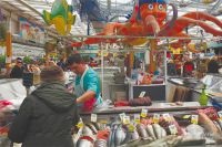 standuri comerciale și tarabe de legume rapid și cu ușurință sau oraș murdar și periculos, imobiliare, (produs alimentar) standuri comerciale și tarabe de legume rapid și cu ușurință sau oraș murdar și periculos, imobiliare,