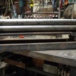 Role de tablă cu desenele lor mâini, video (metal) Perna-sul de foi de metal cu mâinile lor desene, video