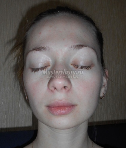 machiaj de seara cu mâinile (seara) Seara de make-up cu mâinile lor