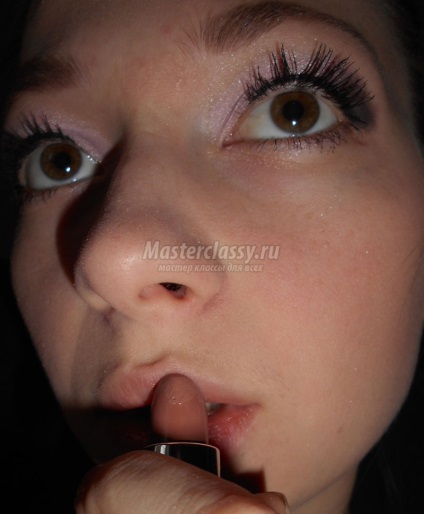 machiaj de seara cu mâinile (machiaj) Seara de make-up cu mâinile lor