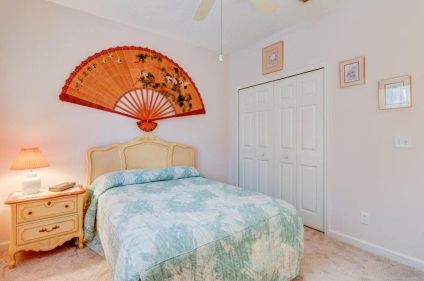 Ventilatorul de pe perete o hârtie mare chineză sau japoneză decorative ca atarna de Feng Shui (hang) Ventilatorul de pe perete o hârtie mare chineză sau japoneză decorative ca atarna de Feng Shui