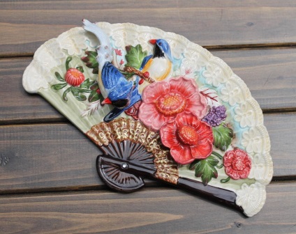 Ventilatorul de pe perete o hârtie mare chineză sau japoneză decorative ca atarna de Feng Shui (mare) Ventilatorul de pe perete o hârtie mare chineză sau japoneză decorative ca atarna de Feng Shui
