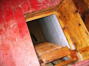 Ventilarea în garaj cu subsol și pivniță schema de montaj (subsol) Ventilarea în garaj cu schema de subsol și de instalare pivniță