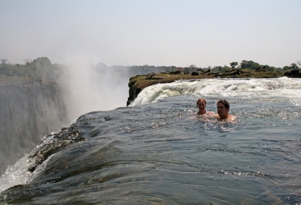 Victoria Falls (Zambezi) fotografii, fapte interesante, descrieri