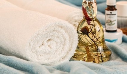 Familiarizarea cu aromaterapie (uleiuri create artificial) Familiaritatea cu aromoterapie