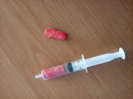 Aplicarea lut pe carton pentru copii cu fotografii și video (plastilină) Aplicarea lut pe carton pentru copii cu fotografii și video