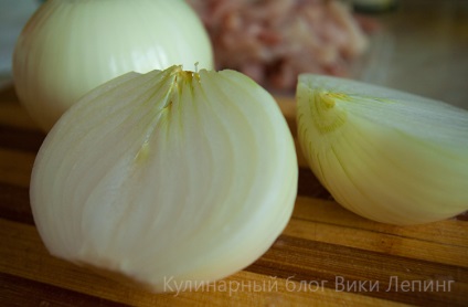 pește alb în sos de smântână, dreptul de alimentare (unt) pește alb în sos de smântână, dreptul de alimente