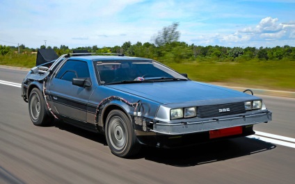 I8 și dmc-12 (tip I8 și DeLorean dmc-12