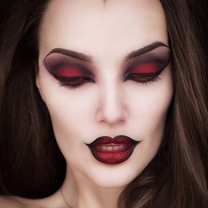 Beauty trend-roșu ochi umbră, bârfă (nuanțe de roșu poate) Beauty trend-roșu ochi umbră, bârfe
