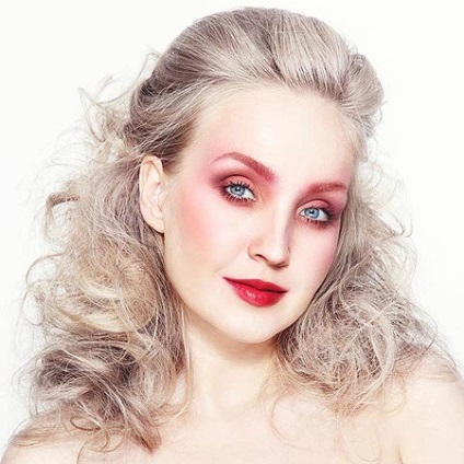 Beauty trend-roșu ochi umbră, bârfă (umbră) Beauty trend-roșu ochi umbră, bârfe