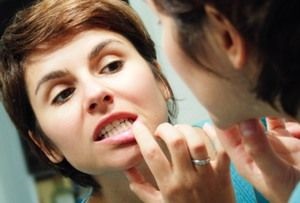 Ce se întâmplă dacă gingiile dureroase, durere eliminarea, de ce apare și cum să aibă grijă de gingiilor (elimina) Ce se întâmplă dacă gingiile dureroase, durere eliminarea, de ce apare și cum să aibă grijă de gingiilor,