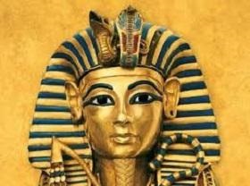 Това символизира двойна короната на египетските фараони атрибути на властта