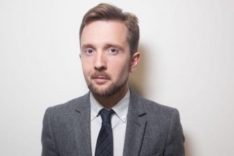 Ce este o curățare profesională a dinților și a ceea ce este pentru (profesional) Ce este o curățare profesională a dinților și pentru ceea ce este