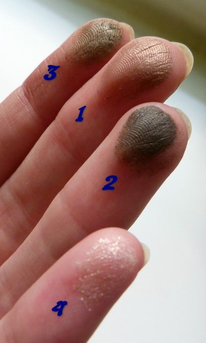 Clarins patru culori eyeshadow mineral ombre min - RALE 4 couleurs, №11 pădure (patru culori) Clarins patru culori ochi mineral umbra min ombre - RALE 4 couleurs, №11 pădure