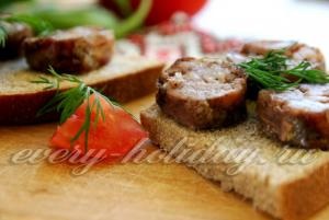 salam de casa din carne de porc, coapte în cuptor (cuptor) salam de casa din carne de porc, coapte în cuptor