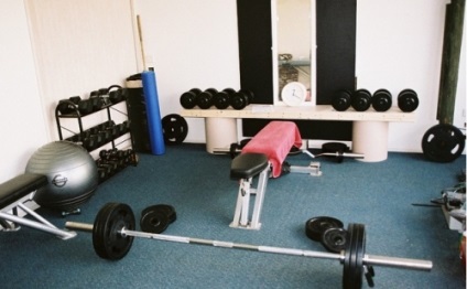Acasă sală de sport cu propriile mâini (mâini) sală de gimnastică acasă cu mâinile lor