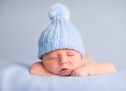 sedinta foto nou-născut la domiciliu (FOTO) sedinta foto nou-născut acasă