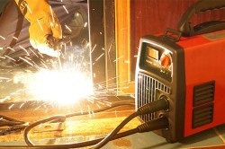 Cum de a alege parametrii principali drept invertor aparat de sudura (invertor) Cum de a alege parametrii principali drept invertor aparat de sudura