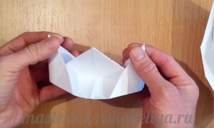 Cum sa faci o barca de hârtie fotografii scheme de origami și tutoriale video (do) Cum sa faci o barca de hârtie fotografii scheme de origami și lecții video,