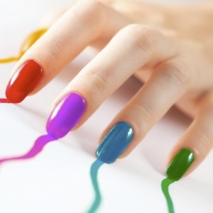 Cum de a alege un lac de unghii - womanliga site-ul femeii despre frumusete, moda si stil (womanliga) Cum de a alege un lac de unghii - womanliga site-ul femeii despre frumusete, moda si stil