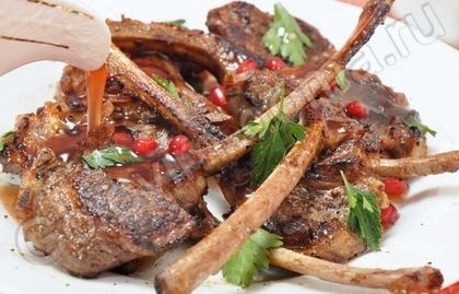 Cotlet de miel pe reteta os în cuptor (os) Cotlet de miel pe reteta de os în cuptor