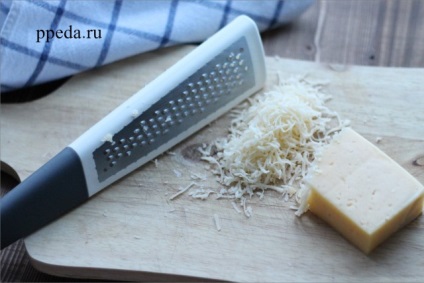 coșuri de pui cu ciuperci (ciuperci coșuri de pui) Coș de pui cu ciuperci