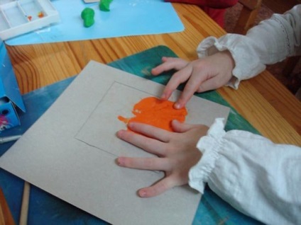 Turnate din lut pentru copii (plastilină) Turnate din lut pentru cei mici
