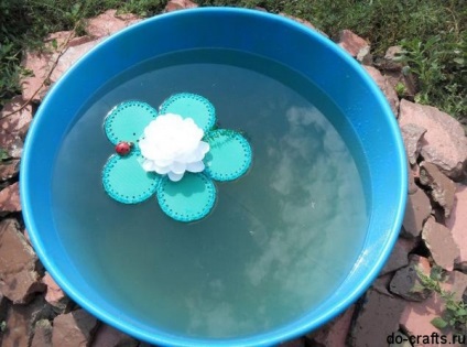 Lily linguri de plastic cu mâinile lor 1 (crin linguri de plastic) Lily linguri de plastic cu mâinile lor 1