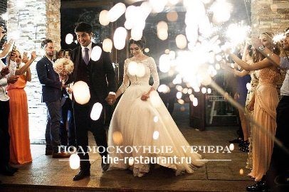 Nunta romaneasca de top într-un restaurant în apropiere de seri Moscova (restaurant țară pentru o nunta) Nunta românească de top într-un restaurant în apropiere de Moscova noapte