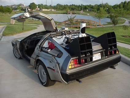 Time Machine DeLorean DMC-12 (DeLorean) Time Machine DeLorean DMC-12