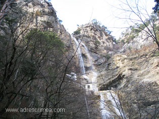 Adresa noastră - Crimeea (cascada) Adresa noastră - Crimeea