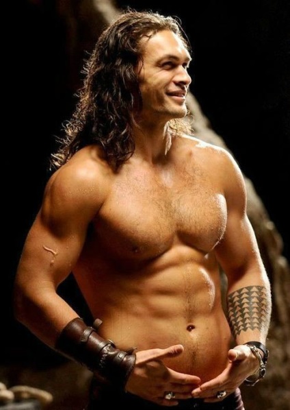 Pe un Momoa sărac spune un cuvânt, blogger online dreapta 19 octombrie 2015, o barfa (dreapta) Pe un Momoa sărac spune un cuvânt, blogger online dreapta 19 octombrie 2015, o bârfă
