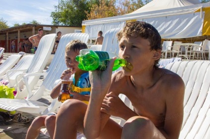 Camping cu copii (copii) Sărbătorile cu copii în corturi