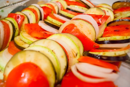 Ratatouille de legume, un pas cu pas reteta cu fotografii și video (Ratatouille) Ratatouille de legume, un pas cu pas reteta cu fotografii și video
