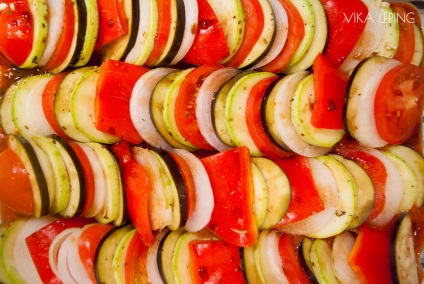 Ratatouille de legume, un pas cu pas reteta cu fotografii și video (foto) Ratatouille de legume, un pas cu pas reteta cu fotografii și video