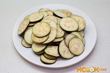 Legume Ratatouille - reteta cu fotografii de gătit tocană în cuptor (Ratatouille este o tocană de legume) Legume Ratatouille - reteta cu fotografii tocană de gătit în cuptor