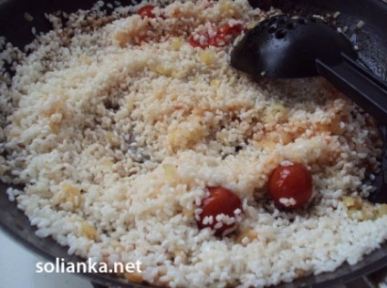 Paella - reteta cu fructe de mare (ardei gras rosu) Paella - reteta cu fructe de mare