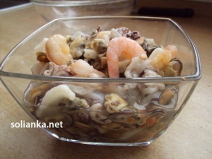Paella - reteta cu fructe de mare (paella) Paella - reteta cu fructe de mare