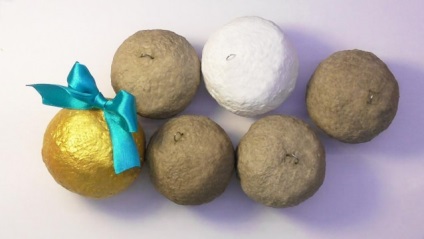 Papier-mache de tave pentru ouă din cutie, modul de a face meserii din celule de ou, o clasă de master, reteta (platouri) Papier-mache de tave pentru ouă din cutie, modul de a face meserii din celule de ou, o clasă de master, reteta