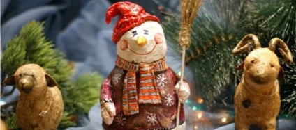 Papier-mache de tave pentru ouă din cutie, modul de a face meserii din celule de ou, o clasă de master, reteta (meserii) Papier-mache de tave pentru ouă din cutie, modul de a face meserii din celule de ou, o clasă de master, reteta